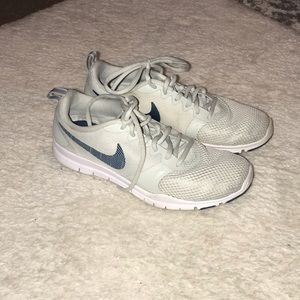Nike free flex training women’s 6